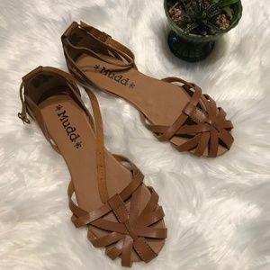 MUDD Strappy Sandals 8.5M Flats